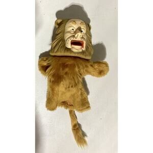 1988 MGM Wizard of Oz cowardly Lion Hand Puppet 50th Anniversary
